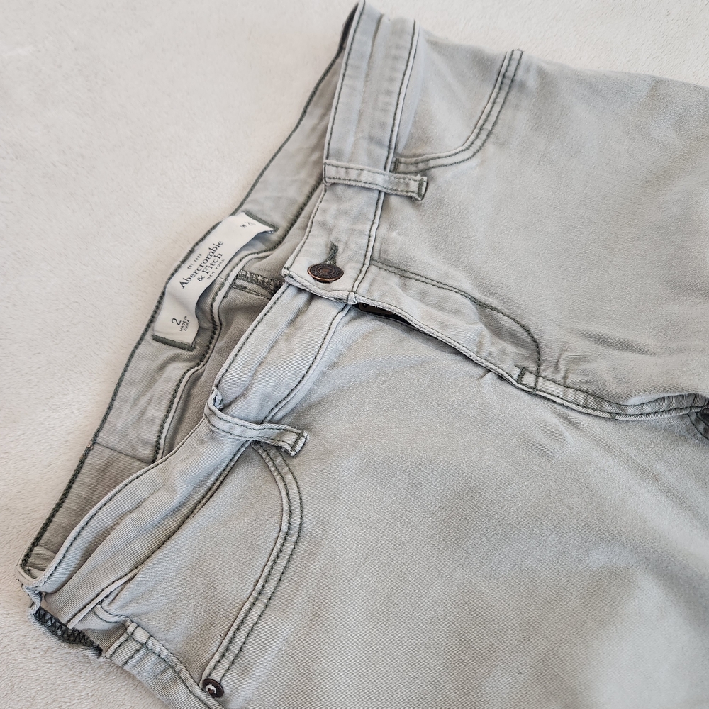 Abercrombie & Fitch Light Gray Skinny Jeans